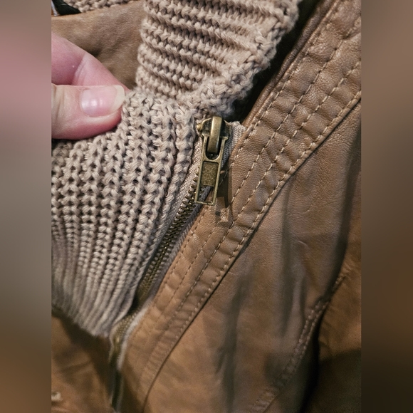 Ashley By 26 International Jacket - Picture 9 of 9